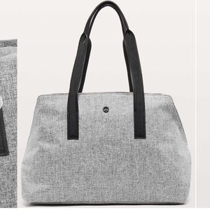 Lulu Lemon Go Getter Bag 26L